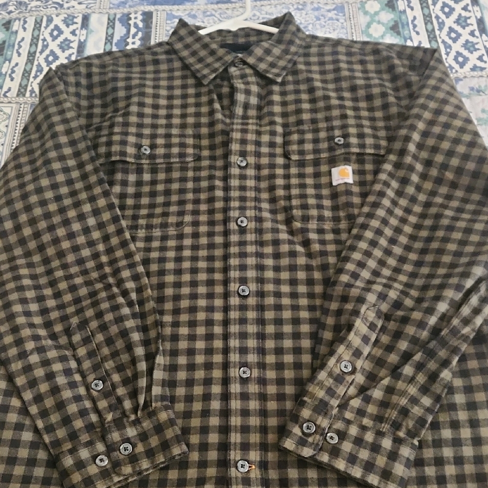 Carhartt Black and Dark Green Casual Button Down Shirt